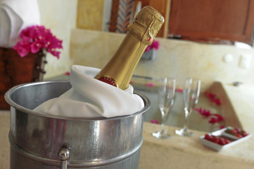 Hacienda Sepulveda Hotel & Spa (Adults Only) 라고스데모레노 외부 사진